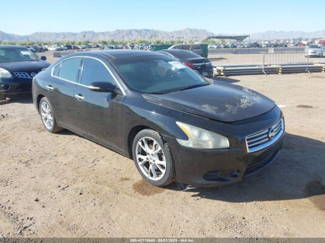  Salvage Nissan Maxima