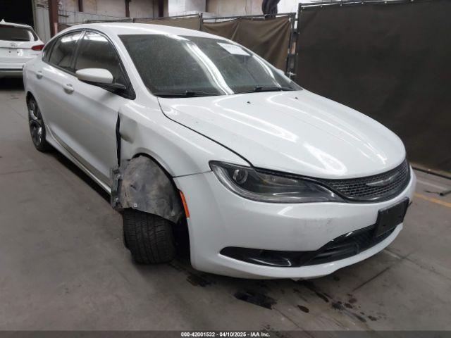  Salvage Chrysler 200