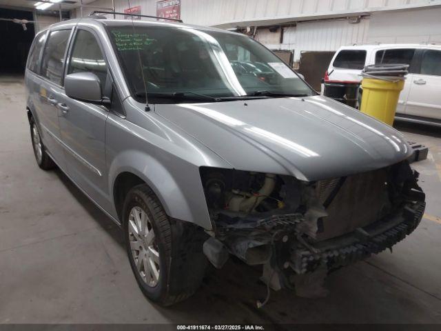  Salvage Chrysler Town & Country