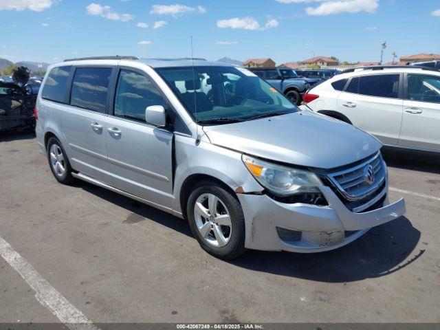 Salvage Volkswagen Routan