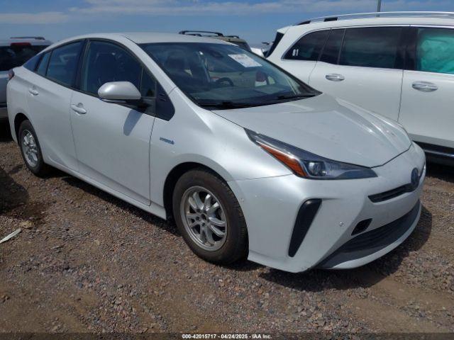  Salvage Toyota Prius