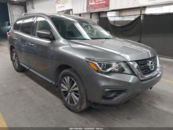  Salvage Nissan Pathfinder