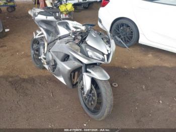  Salvage Honda Cbr600