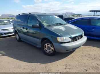  Salvage Toyota Sienna