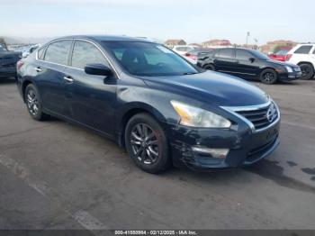  Salvage Nissan Altima