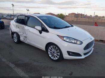  Salvage Ford Fiesta