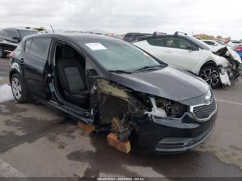  Salvage Kia Forte