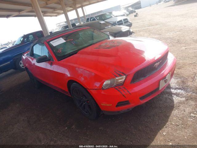  Salvage Ford Mustang