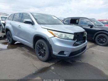 Salvage Toyota Highlander