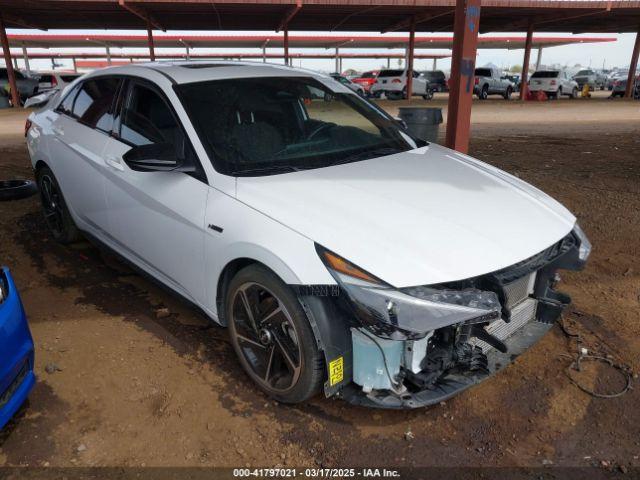  Salvage Hyundai ELANTRA