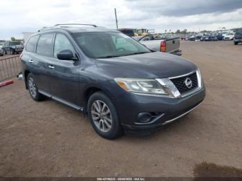 Salvage Nissan Pathfinder