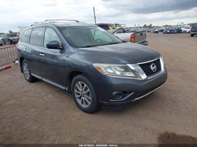  Salvage Nissan Pathfinder