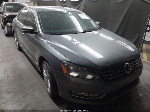  Salvage Volkswagen Passat