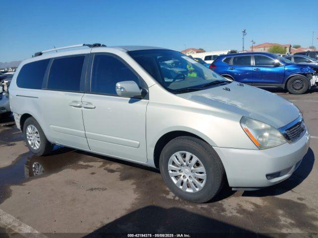  Salvage Kia Sedona