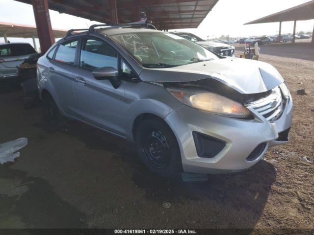  Salvage Ford Fiesta