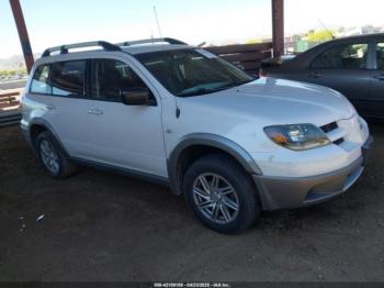 Salvage Mitsubishi Outlander
