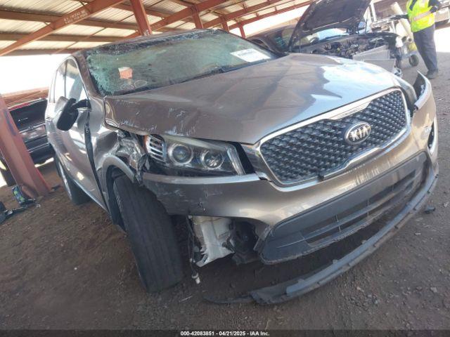  Salvage Kia Sorento