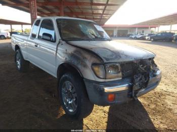  Salvage Toyota Tacoma