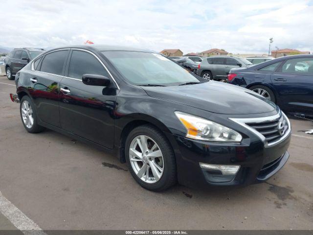  Salvage Nissan Altima