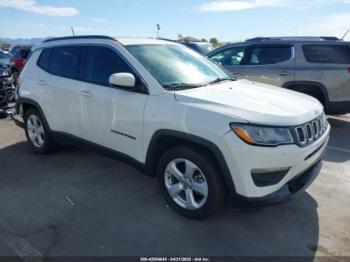  Salvage Jeep Compass