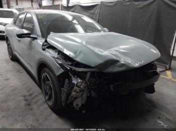  Salvage Kia K4