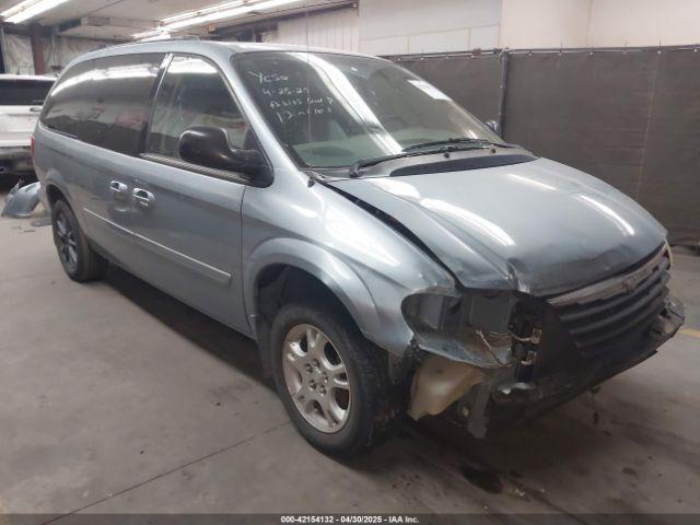  Salvage Chrysler Town & Country