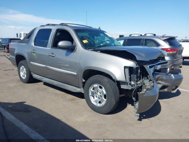  Salvage Chevrolet Avalanche 1500