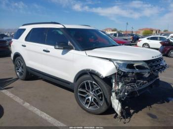  Salvage Ford Explorer