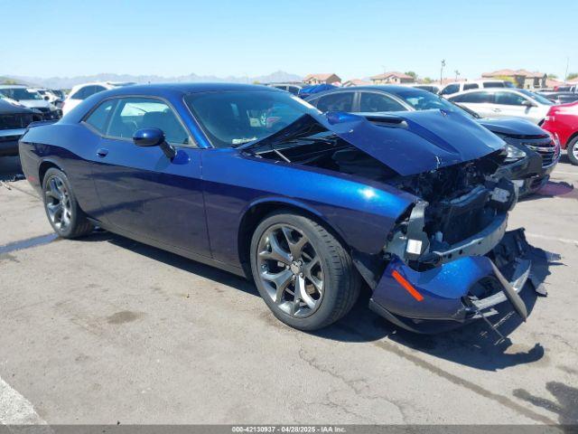  Salvage Dodge Challenger