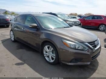  Salvage Nissan Altima