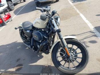  Salvage Harley-Davidson Xl883
