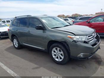  Salvage Toyota Highlander