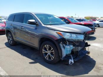  Salvage Toyota Highlander