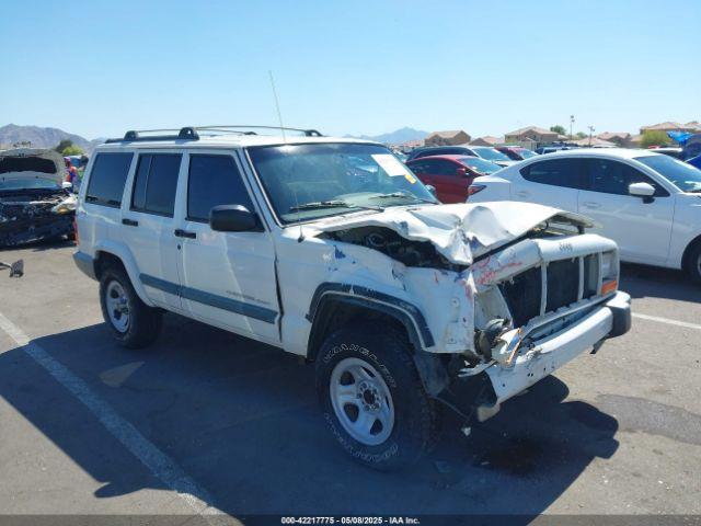  Salvage Jeep Cherokee