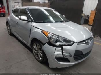  Salvage Hyundai VELOSTER