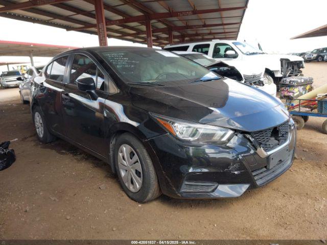  Salvage Nissan Versa