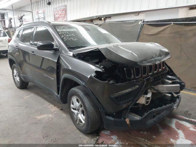  Salvage Jeep Compass