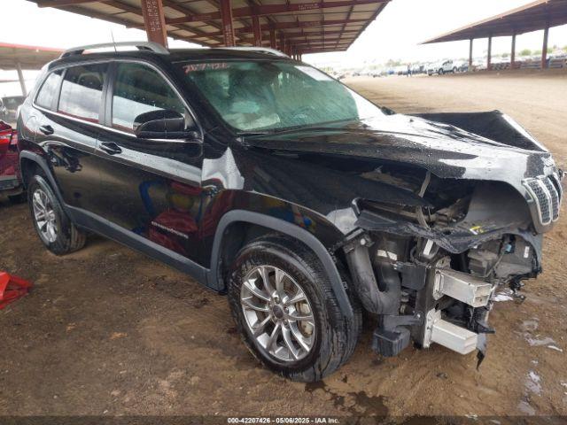  Salvage Jeep Cherokee
