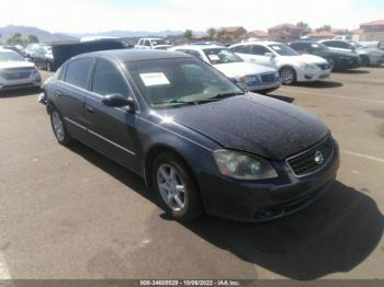  Salvage Nissan Altima
