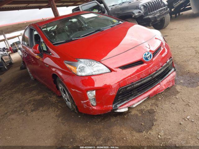 Salvage Toyota Prius