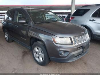  Salvage Jeep Compass
