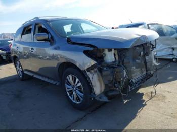  Salvage Nissan Pathfinder