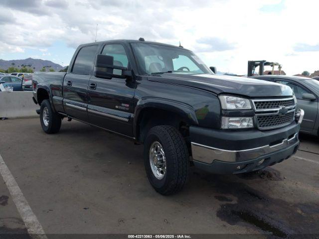  Salvage Chevrolet Silverado 2500