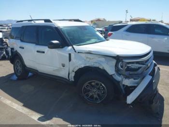  Salvage Ford Bronco
