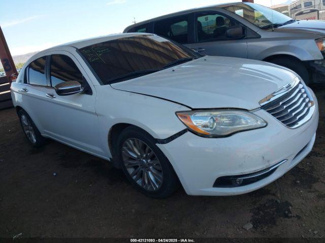  Salvage Chrysler 200
