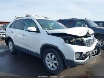  Salvage Kia Sorento