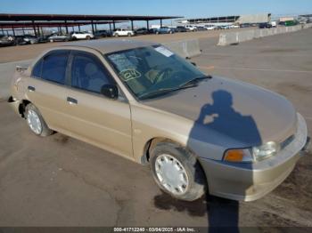  Salvage Mitsubishi Mirage