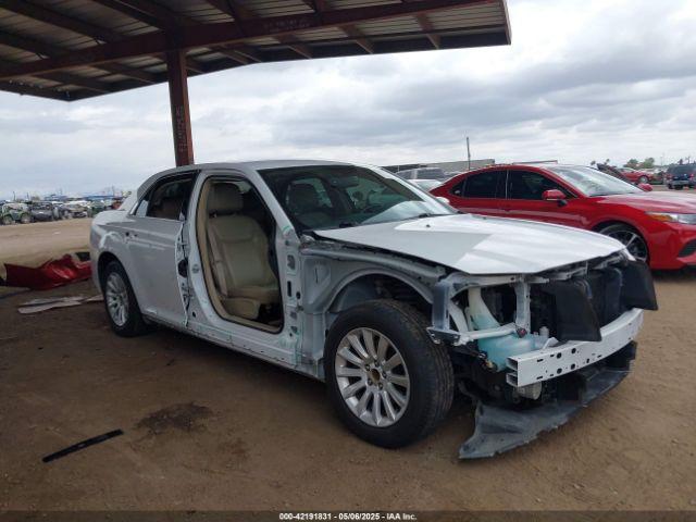  Salvage Chrysler 300