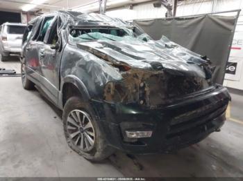  Salvage Ford Expedition