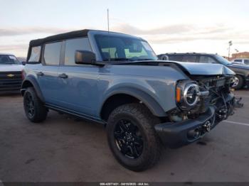  Salvage Ford Bronco